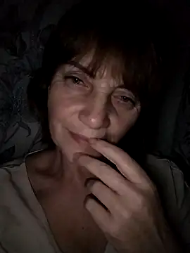 Snapshot of MichelleLove48 chatting on 14, 12, 2025 MichelleLove48 online show from 14, 12, 2025