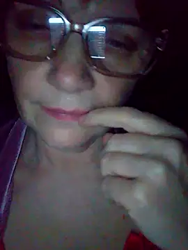 Snapshot of MichelleLove48 chatting on 7, 3, 2026 MichelleLove48 online show from 7, 3, 2026