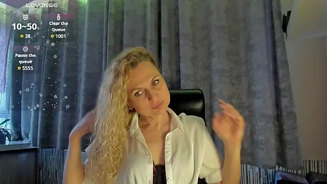 LanaLight x online show from 23, 4, 2026