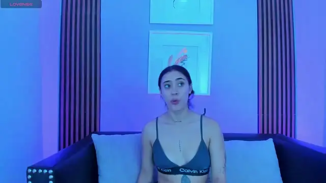 Ariana collinss online show from 5, 6, 2026
