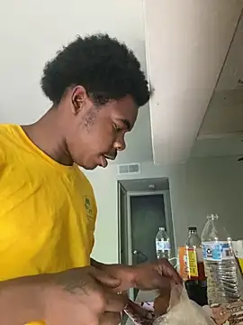 Snapshot of JaHavin- chatting on 15, 4, 2026 JaHavin- online show from 15, 4, 2026