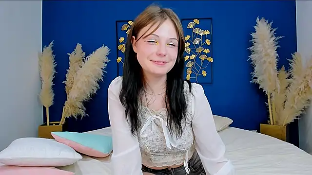 YONA WINK online show from 8, 2, 2026