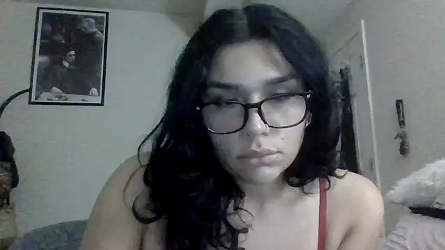 Snapshot of lunabellaX0 chatting on 5, 12, 2025 lunabellaX0 online show from 5, 12, 2025