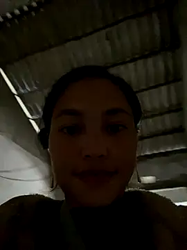 Snapshot of Lilik2 chatting on 4, 12, 2025 Lilik2 online show from 4, 12, 2025