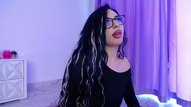 Snapshot of RavenFoxxy chatting on 30, 5, 2026 RavenFoxxy online show from 30, 5, 2026