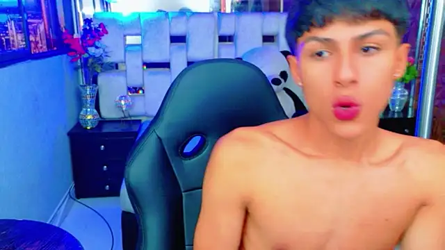 StormLuxX online show from 16, 12, 2025