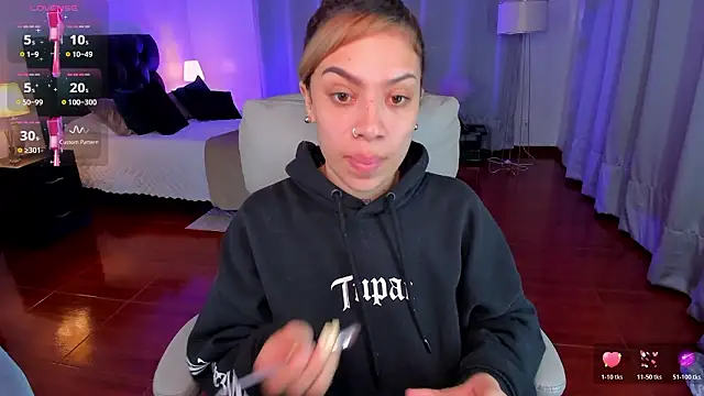 Zara Wolf  online show from 4, 2, 2026