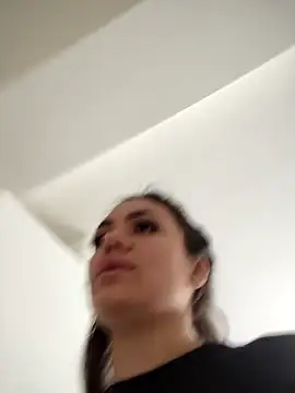 SiennaLuxexx online show from 19, 3, 2026