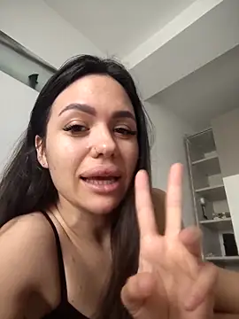 SiennaLuxexx online show from 20, 4, 2026