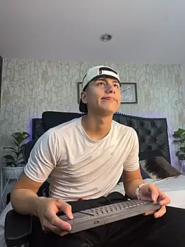 Lander Cruz online show from 27, 4, 2026