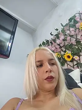 Snapshot of KasumiSophia chatting on 7, 6, 2026 KasumiSophia online show from 7, 6, 2026