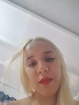 Snapshot of KasumiSophia chatting on 11, 6, 2026 KasumiSophia online show from 11, 6, 2026