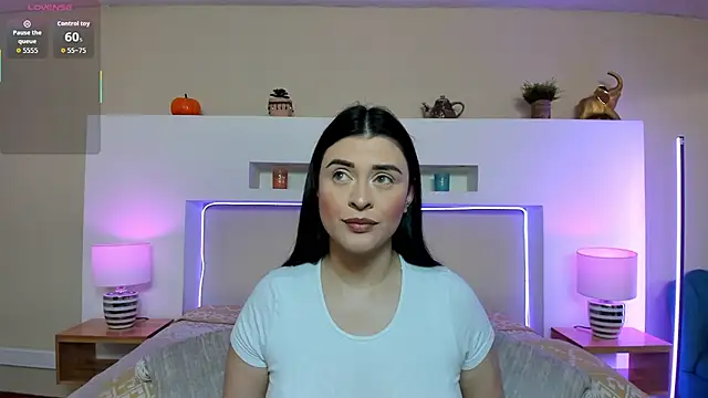 AnikaRomanoff  online show from 2, 2, 2026