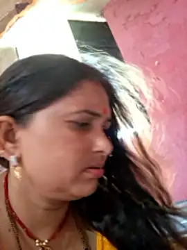 Your-shreya143 online show from 15, 5, 2026