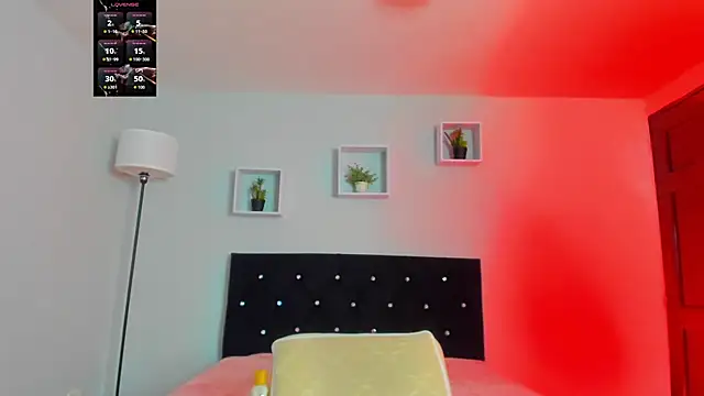 Victoria Rose  online show from 25, 4, 2026