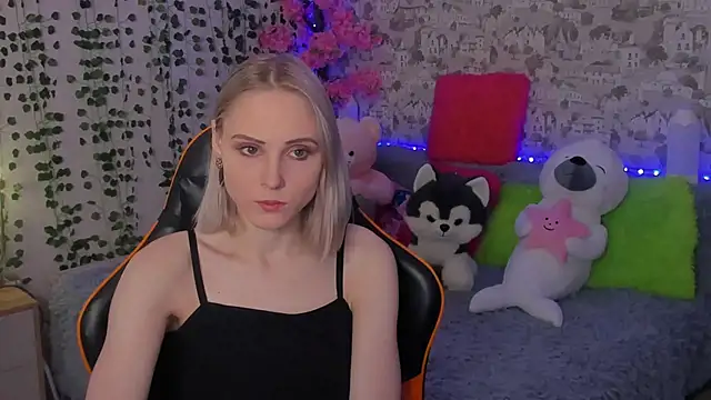 Snapshot of Gina_Gina_love chatting on 29, 6, 2026 Gina Gina love online show from 29, 6, 2026