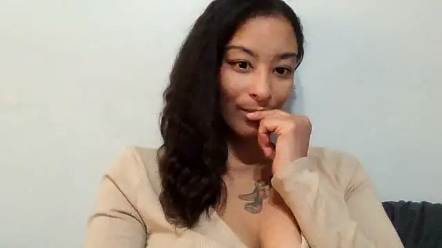 Snapshot of lokitabby5150 chatting on 4, 12, 2025 lokitabby5150 online show from 4, 12, 2025