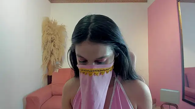 AdrianaTorres  online show from 23, 4, 2026