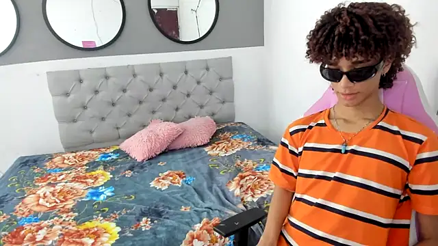 Snapshot of Jessica_laan chatting on 5, 12, 2025 Jessica laan online show from 5, 12, 2025