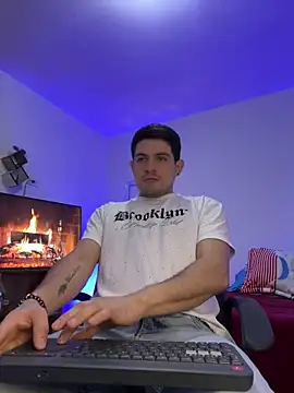 williamsmiiths16 online show from 23, 4, 2026