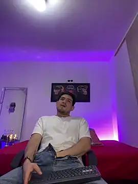 williamsmiiths16 online show from 27, 4, 2026