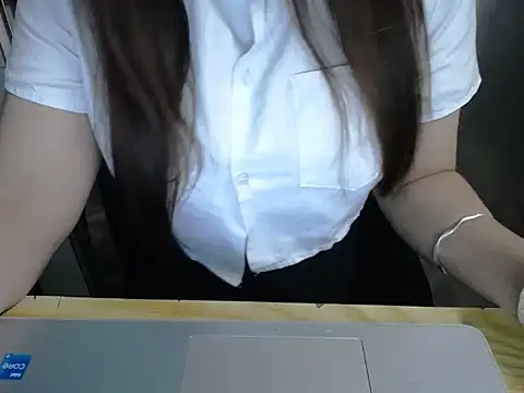 maian love online show from 25, 4, 2026