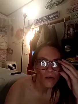 snowbird1117 online show from 19, 4, 2026