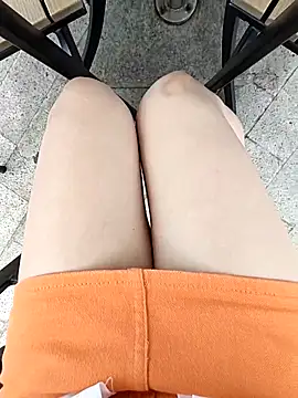 Baby-Linh online show from 22, 4, 2026