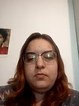 Snapshot of SpicyEmily_XX chatting on 4, 12, 2025 SpicyEmily XX online show from 4, 12, 2025