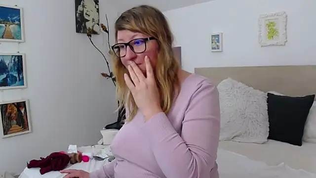 Snapshot of OlgaPavlova chatting on 3, 2, 2026 OlgaPavlova online show from 3, 2, 2026