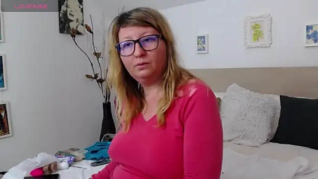 Snapshot of OlgaPavlova chatting on 25, 2, 2026 OlgaPavlova online show from 25, 2, 2026