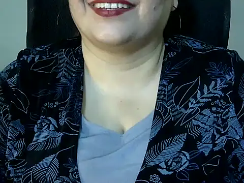 Soniya Sha online show from 3, 3, 2026