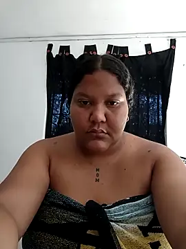 Snapshot of VaneandRossy chatting on 1, 5, 2026 VaneandRossy online show from 1, 5, 2026