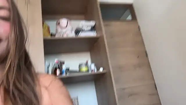 miaferrer777 online show from 25, 4, 2026