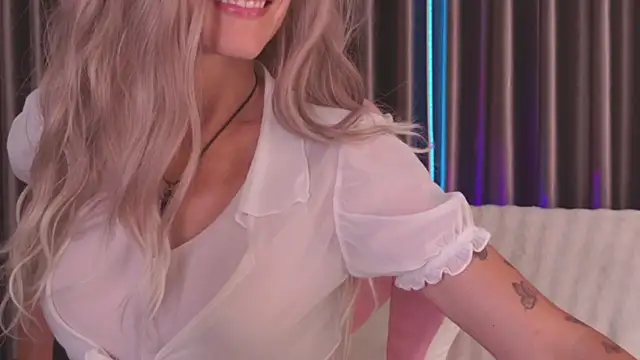 betty xoxoo online show from 26, 4, 2026