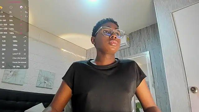 teylor lovee online show from 8, 2, 2026