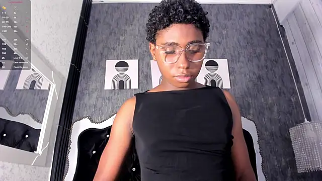 teylor lovee online show from 15, 4, 2026