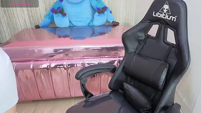 eva smit t online show from 11, 3, 2026