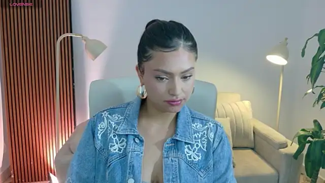 victoria   moon online show from 24, 7, 2026