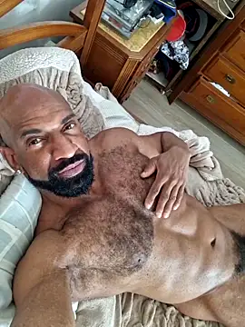 Snapshot of baddblake43 chatting on 17, 5, 2026 baddblake43 online show from 17, 5, 2026