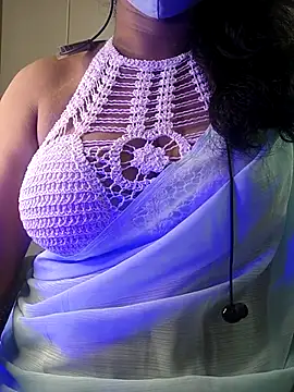 Snapshot of Preeti345 chatting on 27, 7, 2026 Preeti345 online show from 27, 7, 2026