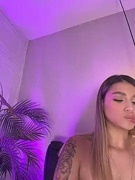 Sophie-velvet online show from 20, 7, 2026