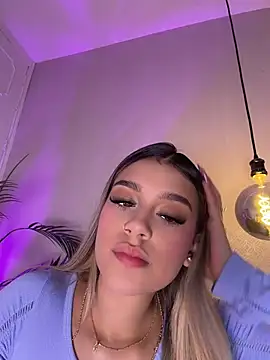 Sophie-velvet online show from 23, 7, 2026