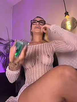 Sophie-velvet online show from 28, 7, 2026