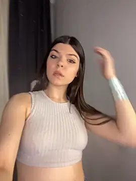 Snapshot of kira_seduce chatting on 5, 12, 2025 kira seduce online show from 5, 12, 2025