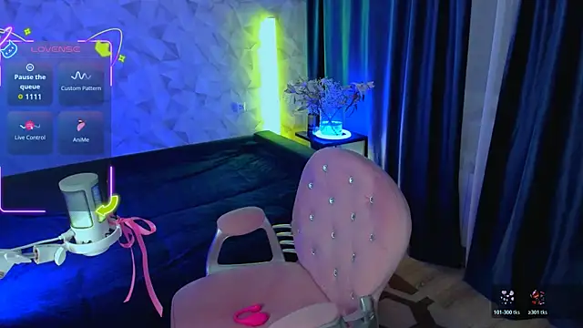 moon siren online show from 27, 2, 2026