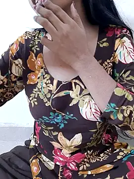 Riya rani8 online show from 16, 4, 2026