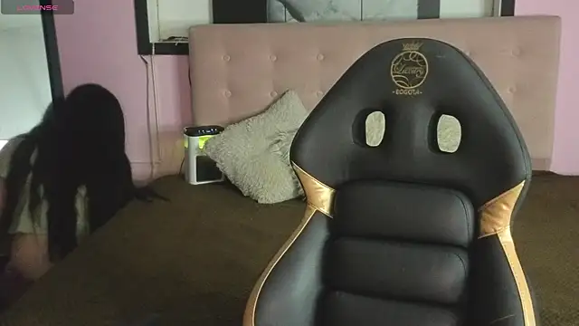 Snapshot of Sara_valderrama_ chatting on 15, 5, 2026 Sara valderrama online show from 15, 5, 2026
