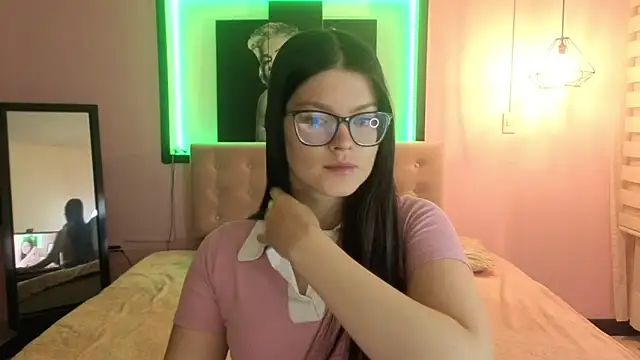 Snapshot of Sara_valderrama_ chatting on 13, 6, 2026 Sara valderrama online show from 13, 6, 2026