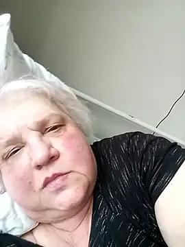 HapinessLovee online show from 30, 3, 2026